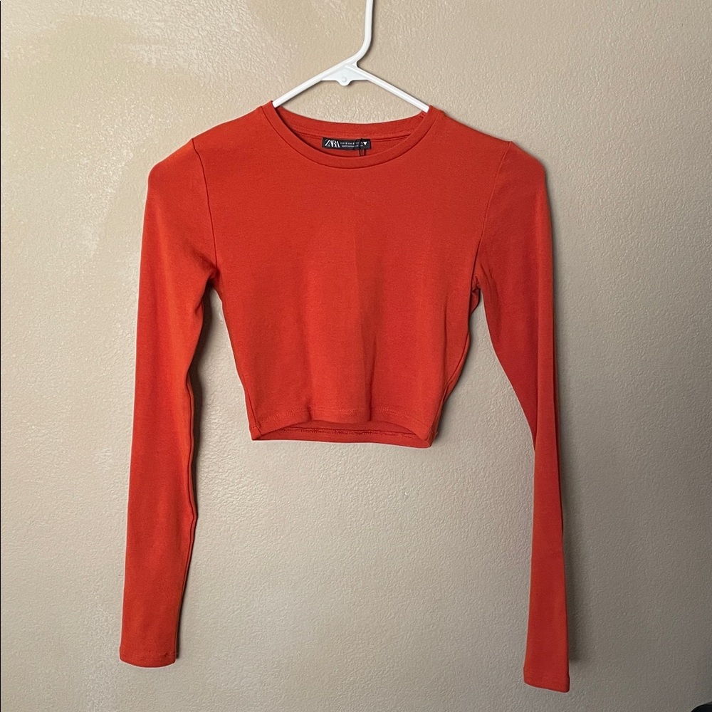 Zara Women's Vibrant Orange Crop Top